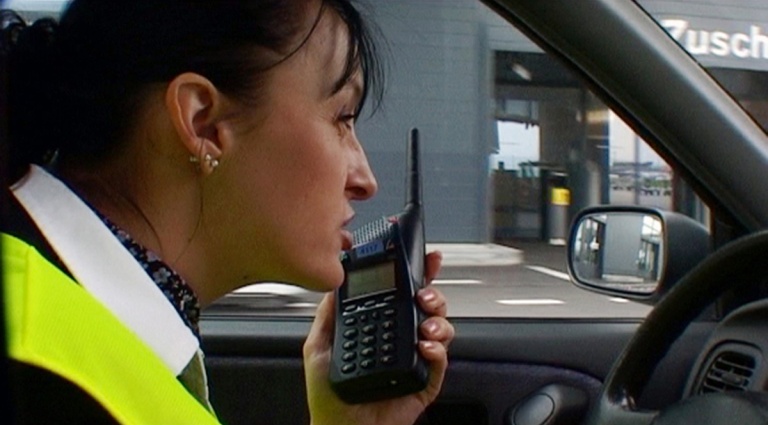 <img alt="" src="/images/b/7/7/2/2/b7722287abd9166abcb0068107ef4a0f9643dc0e-danielaflughafen-1200.jpg?title" />